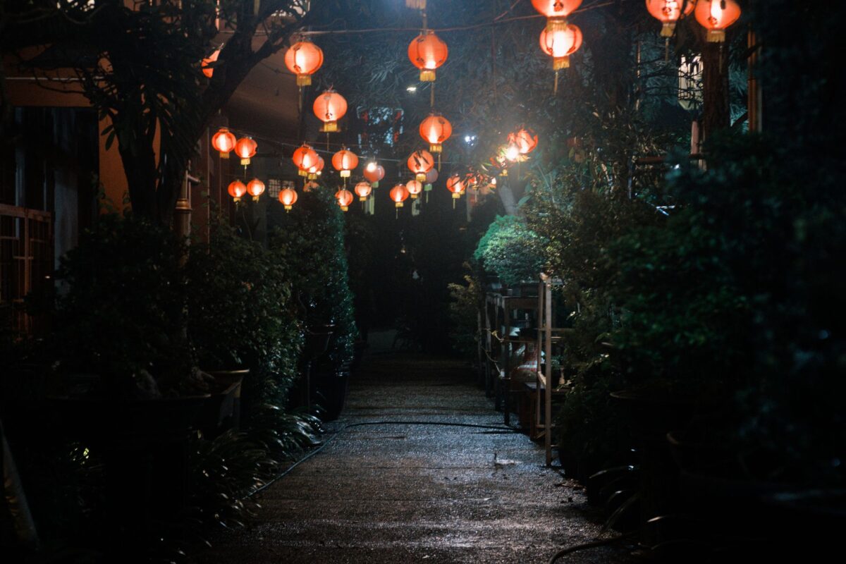 lanterns épisode critique sources utiles contextualiser